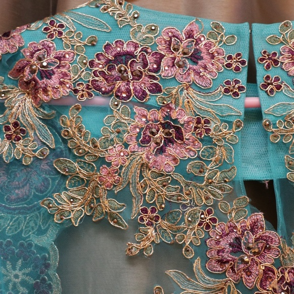 Turquoise formal prom dress - Picture 6 of 8